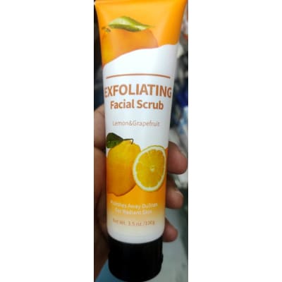 Exfoliating facial scrub Wild Lemon & GrapeFruit 100g